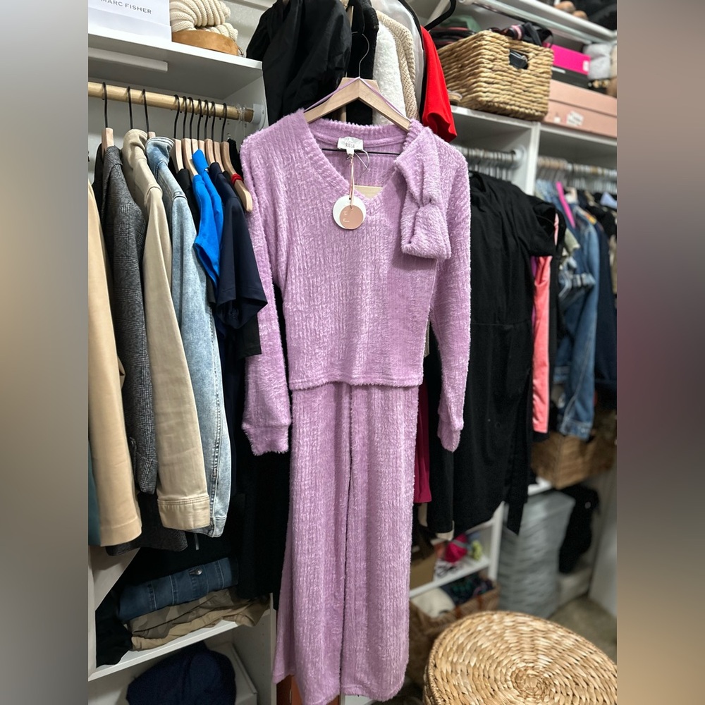 Hippie Rose, size small, pajama set in dusty lilac with headband!